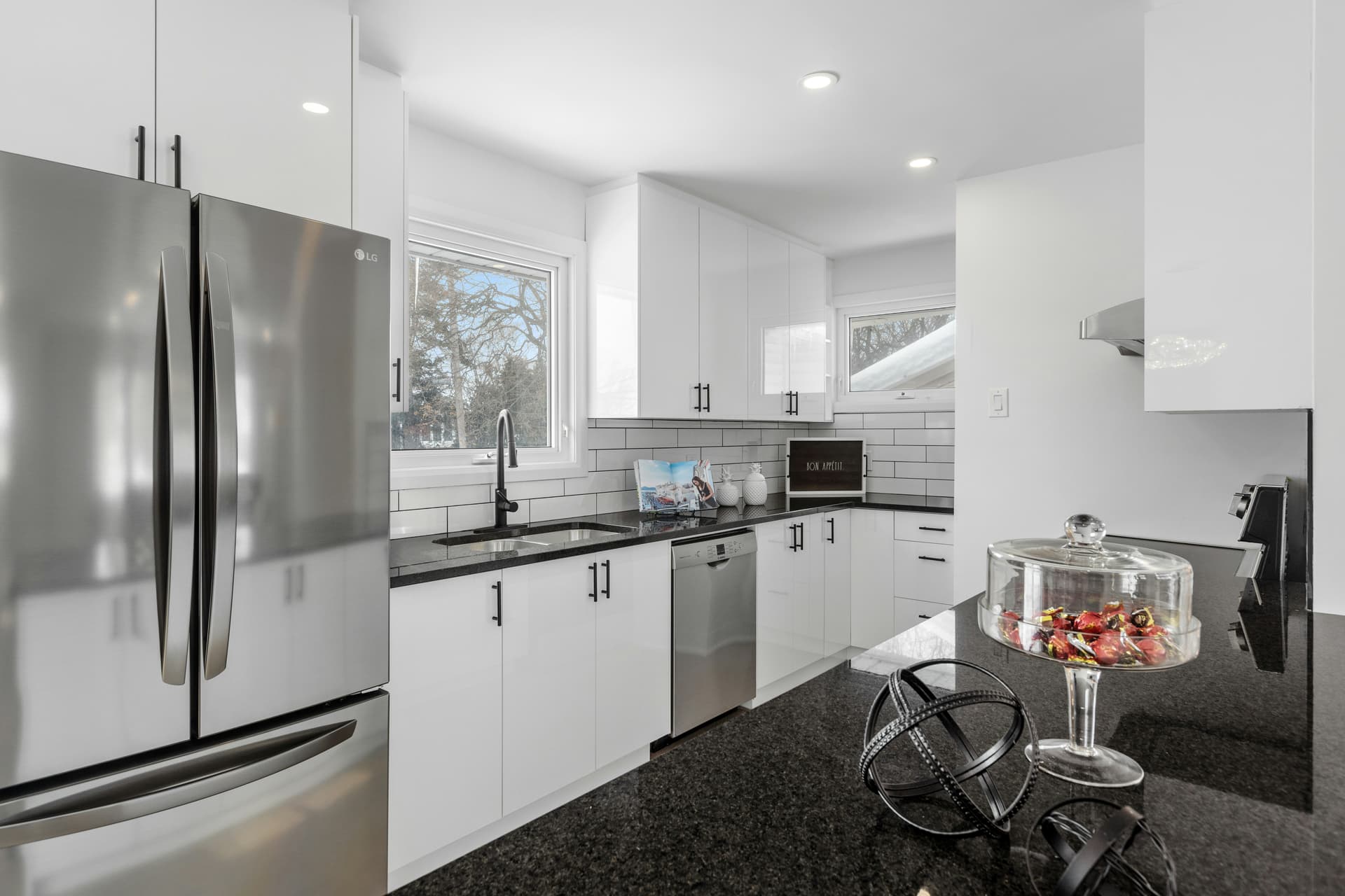 Bright modern kitchen